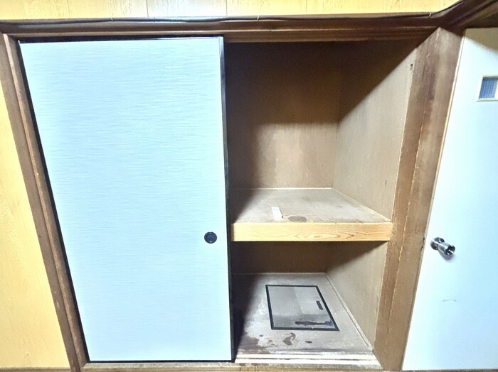 物件内観写真15　(収納)