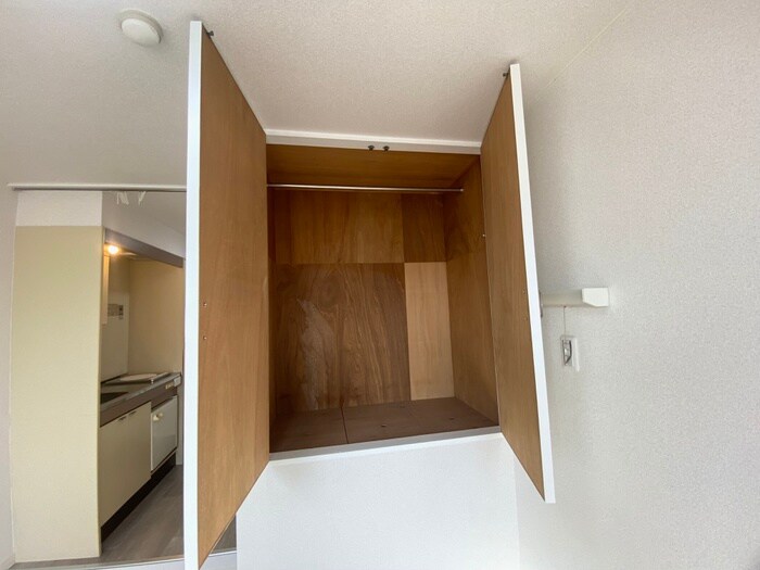 物件内観写真16　(収納)