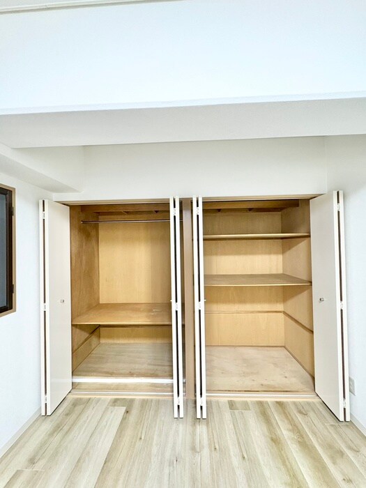 物件内観写真12　(収納)