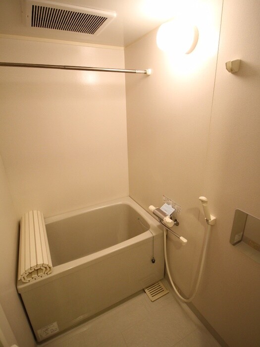 物件内観写真8　(バス／シャワールーム等)