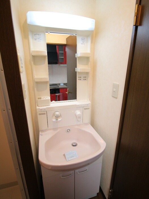 物件内観写真9　(洗面)