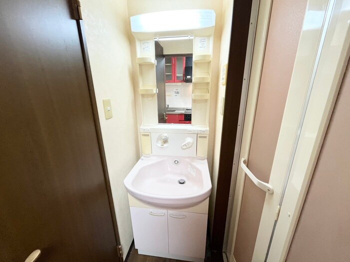 物件内観写真9　(洗面)