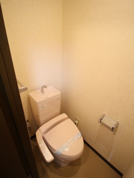 物件内観写真10　(トイレ)