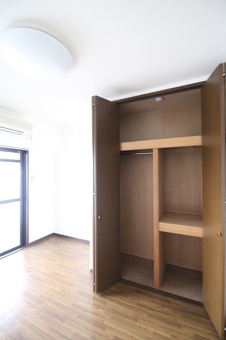 物件内観写真14　(居室)