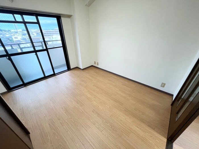物件内観写真14　(居室)