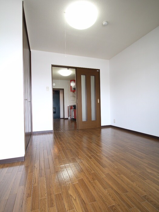 物件内観写真15　(居室)