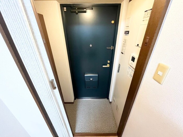 物件内観写真20　(玄関)
