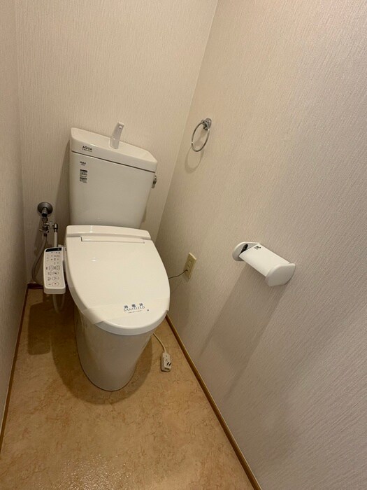 物件内観写真12　(トイレ)