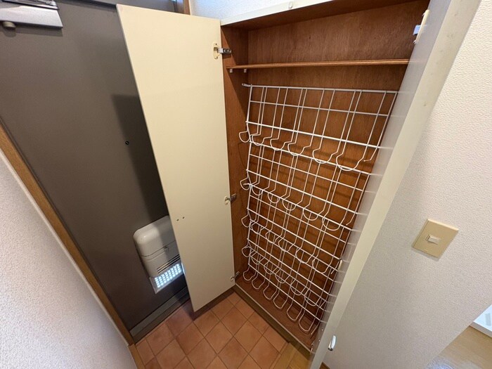 物件内観写真17　(靴箱)