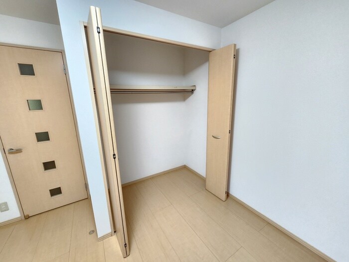 物件内観写真11　(収納)