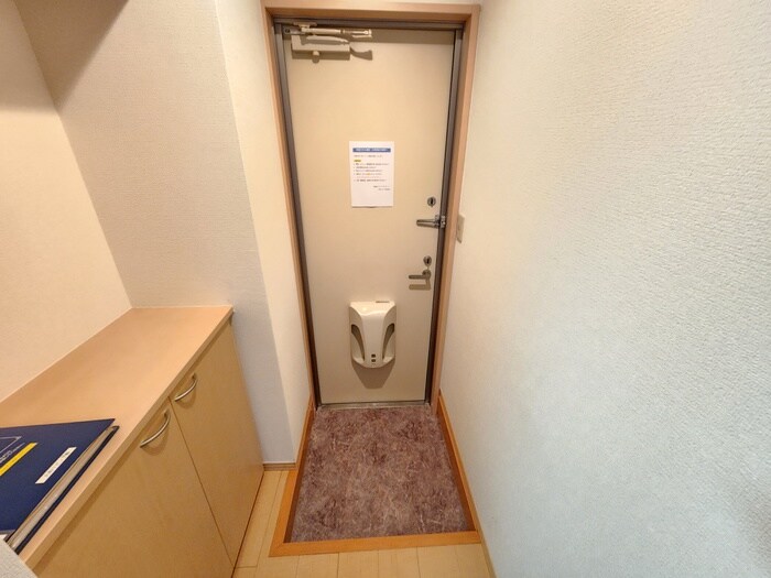 物件内観写真20　(玄関)
