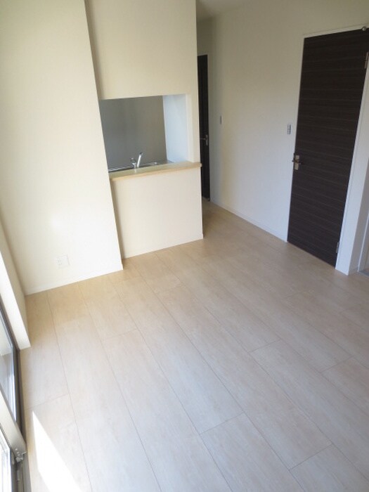 物件内観写真4　(居室)