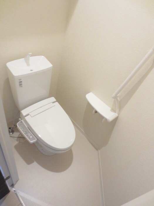 物件内観写真11　(トイレ)