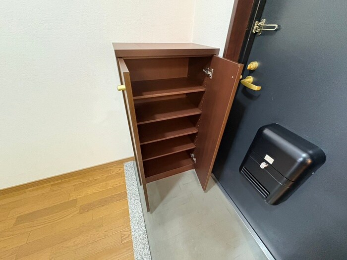物件内観写真18　(靴箱)
