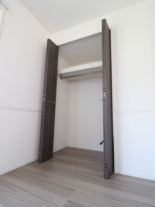 物件内観写真10　(収納)