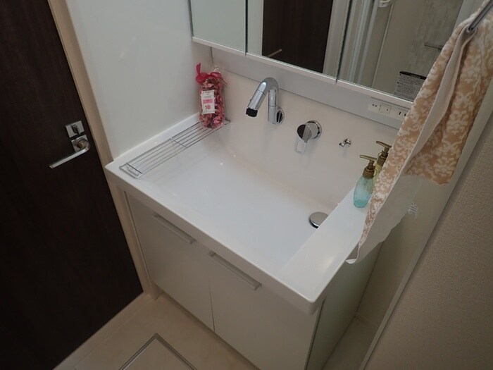 物件内観写真11　(洗面)