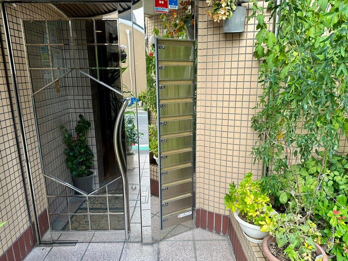 物件外観写真6　(建物設備)