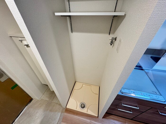物件内観写真13　(洗濯機置場)