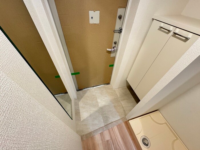 物件内観写真14　(玄関)