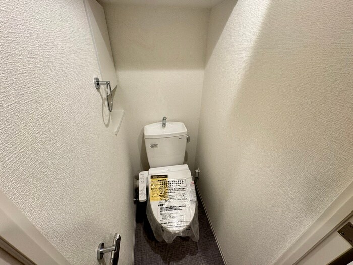 物件内観写真14　(トイレ)