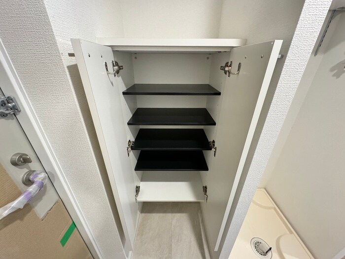 物件内観写真15　(靴箱)