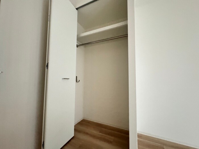 物件内観写真16　(収納)