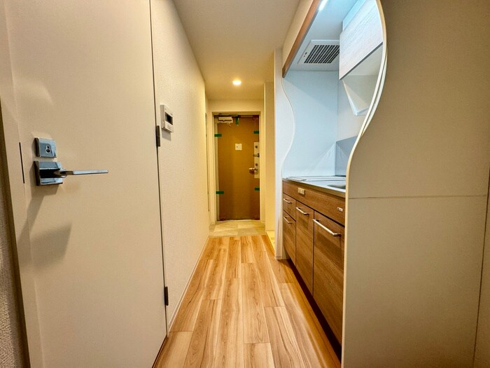 物件内観写真20　(廊下)