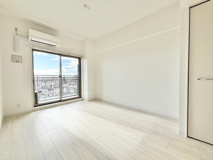 物件内観写真10　(居室)