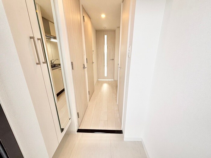 物件内観写真21　(玄関)