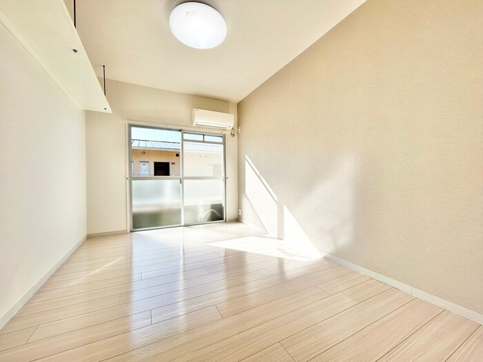 物件内観写真7　(居室)