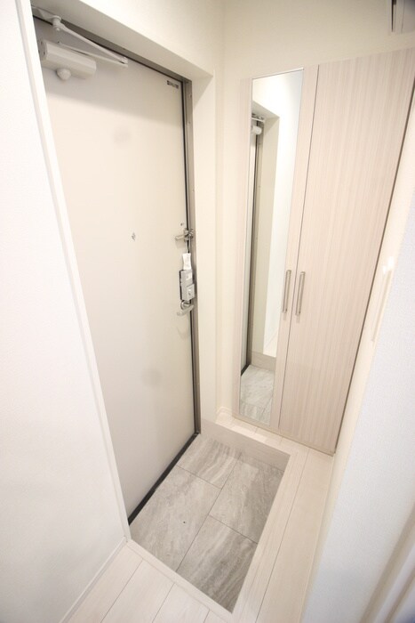 物件内観写真17　(玄関)
