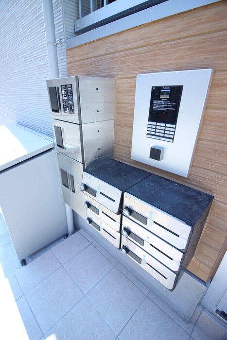 物件外観写真4　(建物設備)