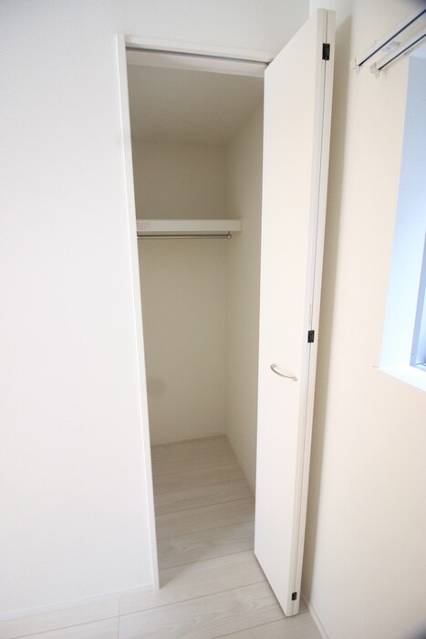 物件内観写真11　(収納)