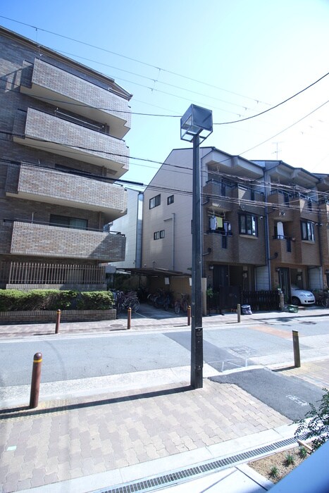 物件内観写真21　(室内からの展望)