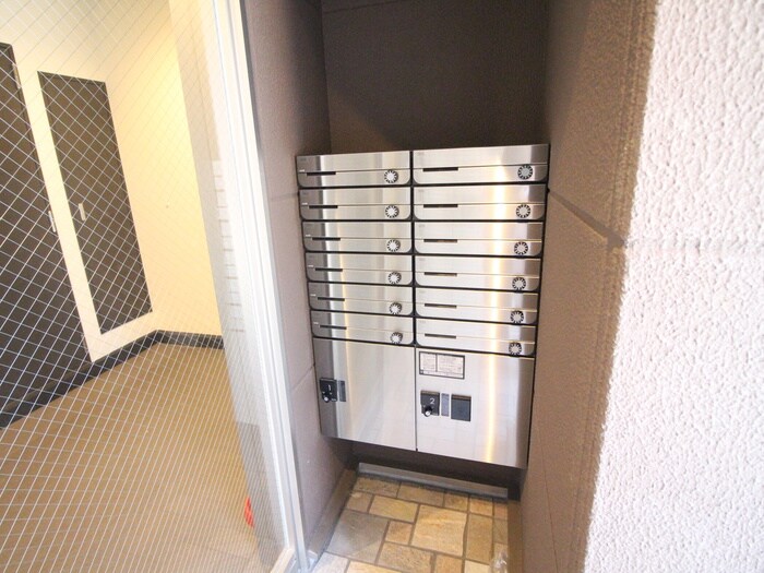 物件外観写真4　(建物設備)