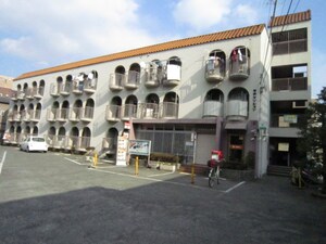 平井マンション外観写真