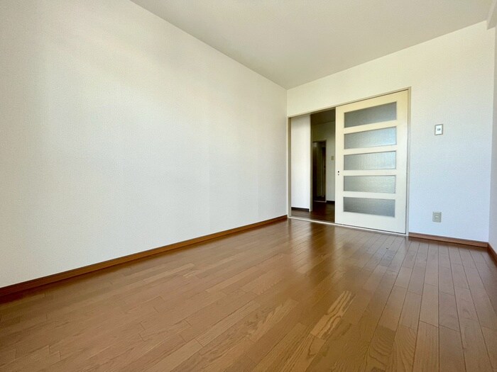 物件内観写真21　(居室)