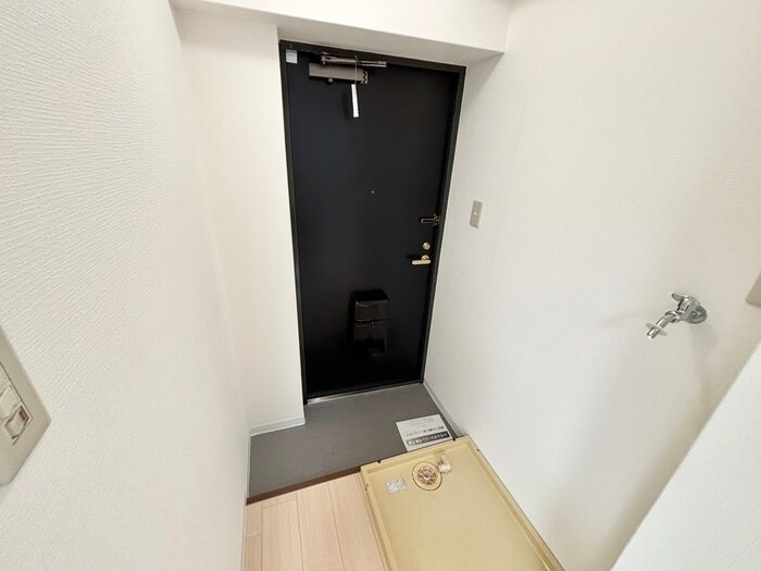 物件内観写真7　(玄関)