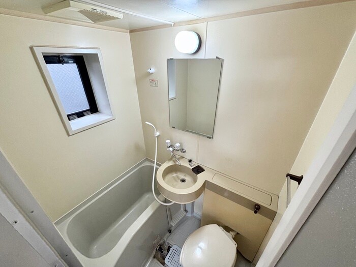 物件内観写真13　(バス／シャワールーム等)