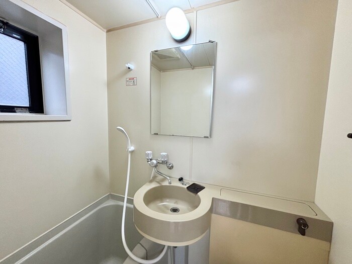 物件内観写真14　(洗面)