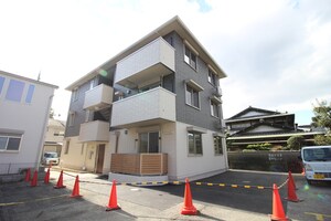 グランロジェール外観写真