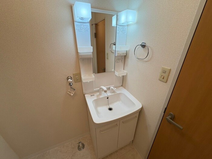 物件内観写真14　(洗面)