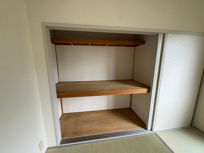 物件内観写真15　(収納)