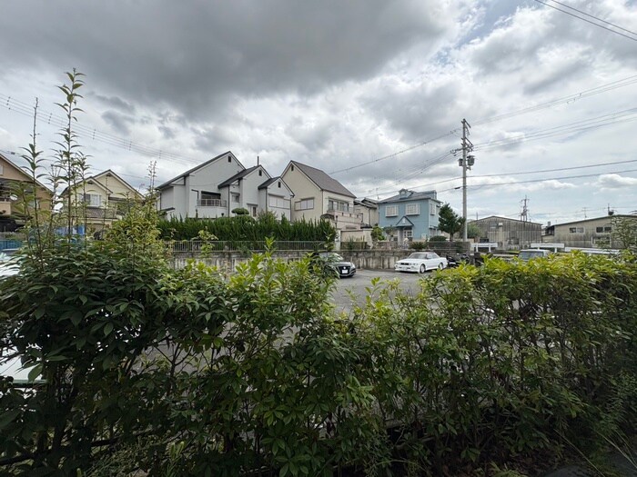 物件内観写真17　(室内からの展望)