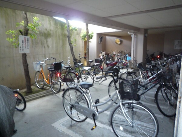 駐輪場