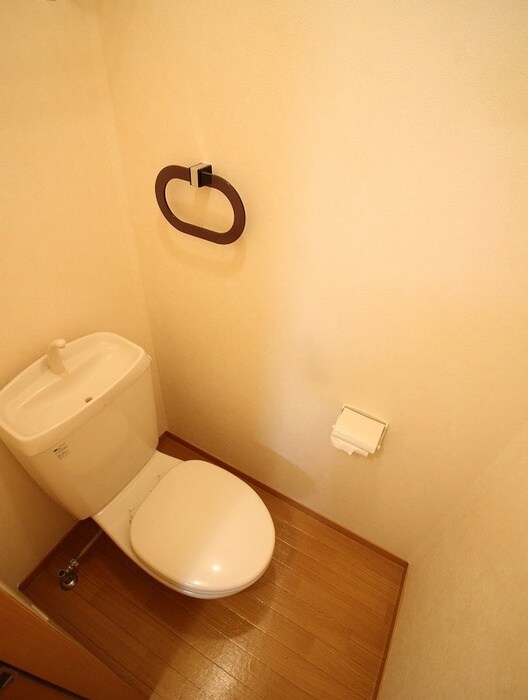 物件内観写真12　(トイレ)