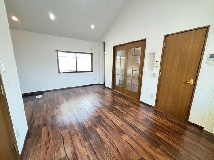 物件内観写真8　(居室)