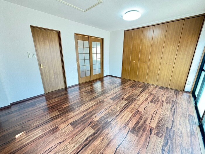 物件内観写真13　(居室)