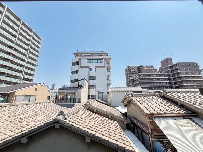 物件内観写真21　(室内からの展望)