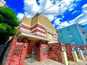 ラ・グロワ－ル外観写真